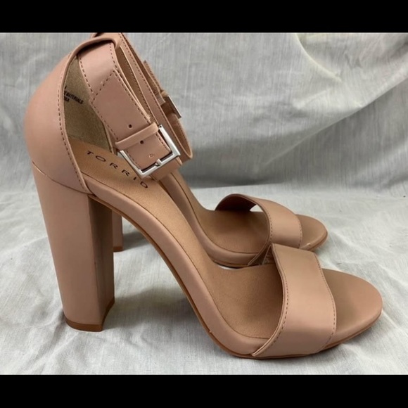 Torrid Women's Tan Block Heel Sandals - Picture 1 of 6